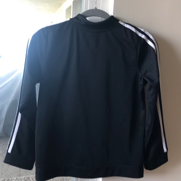 Children’s adidas jacket - Picture 2 of 2